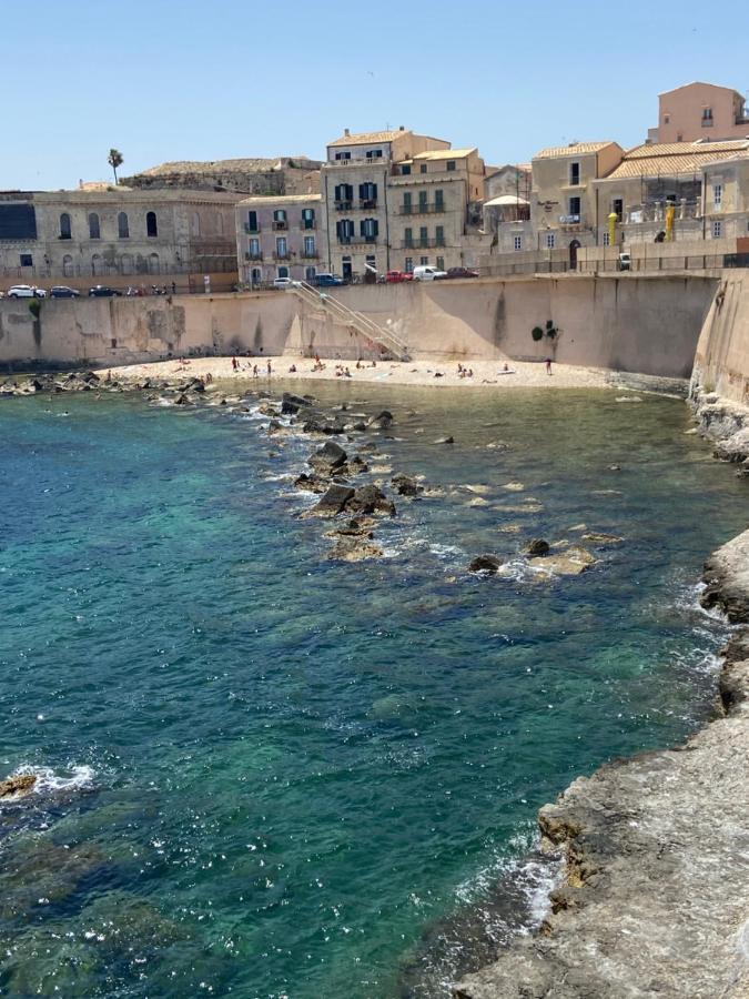 Vicolo A Mare Lägenhet Syrakusa Exteriör bild