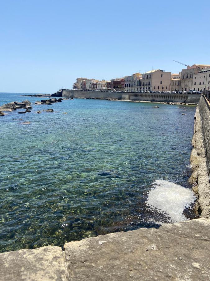 Vicolo A Mare Lägenhet Syrakusa Exteriör bild